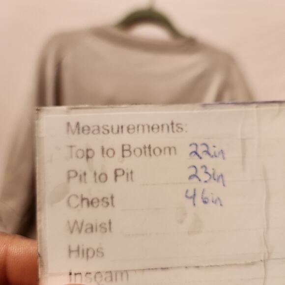 The Reset R Label Women’s Medium 100% Wool Beige Cropped Neutral Sweater - Picture 6 of 11